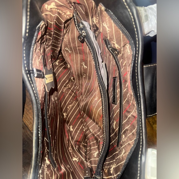 montana west tooling concealed carry collection handbag - black - Picture 4 of 7